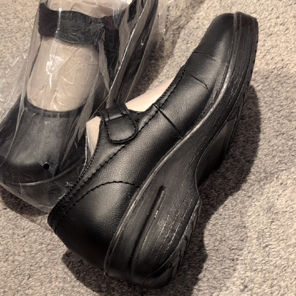 🌺 Elegant Easy Street Women's Mary Janes - Picture 3 of 6